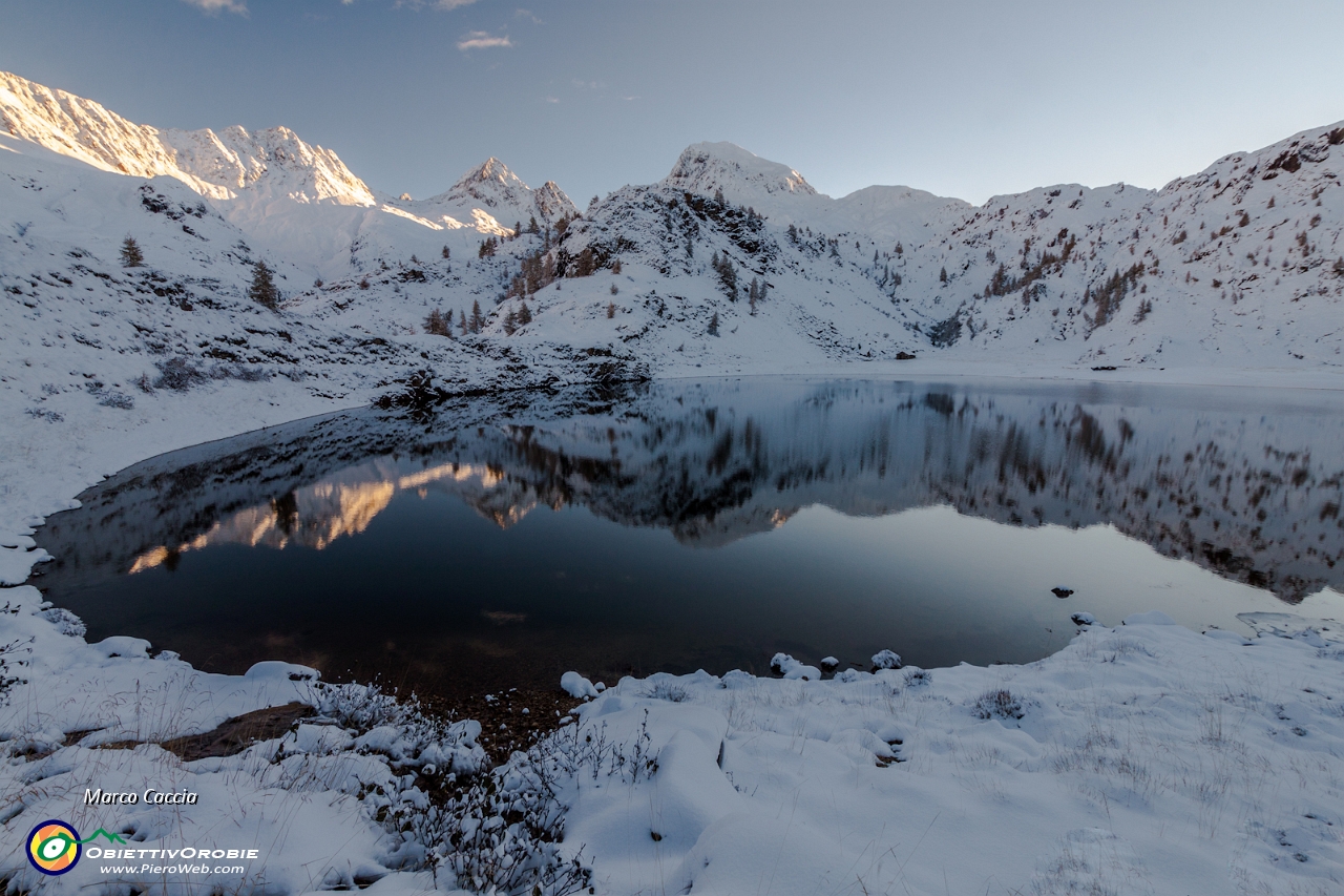 La prima neve autunnale al Calvi-24.JPG